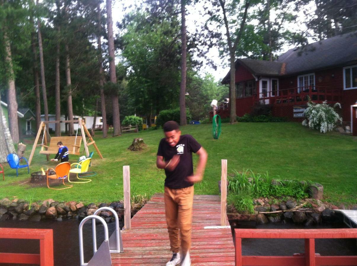Rainbow'S End Resort Camp Chetek 外观 照片